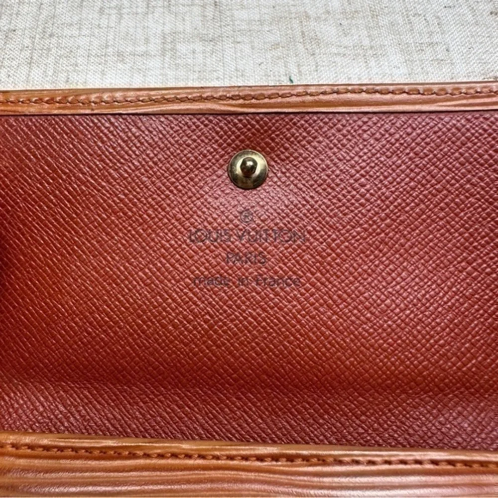 AUTHENTIC Louis Vuitton Marco Wallet. Color: Brown